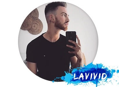 Does William Brad Pitt Wear a Wig?