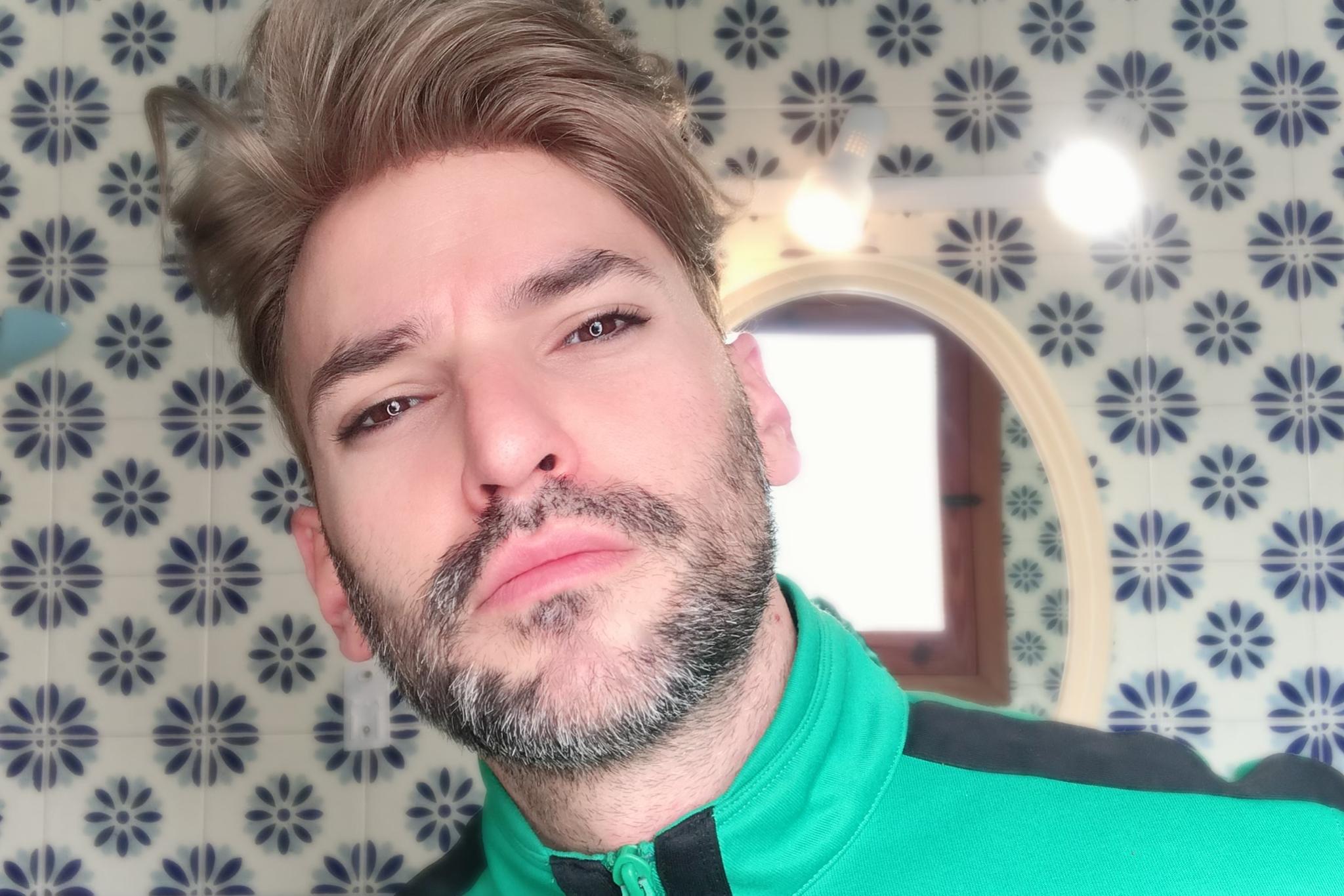 toupee